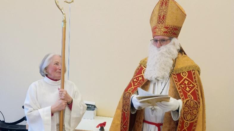 Nikolaus und Engel in Kurtscheid 2025